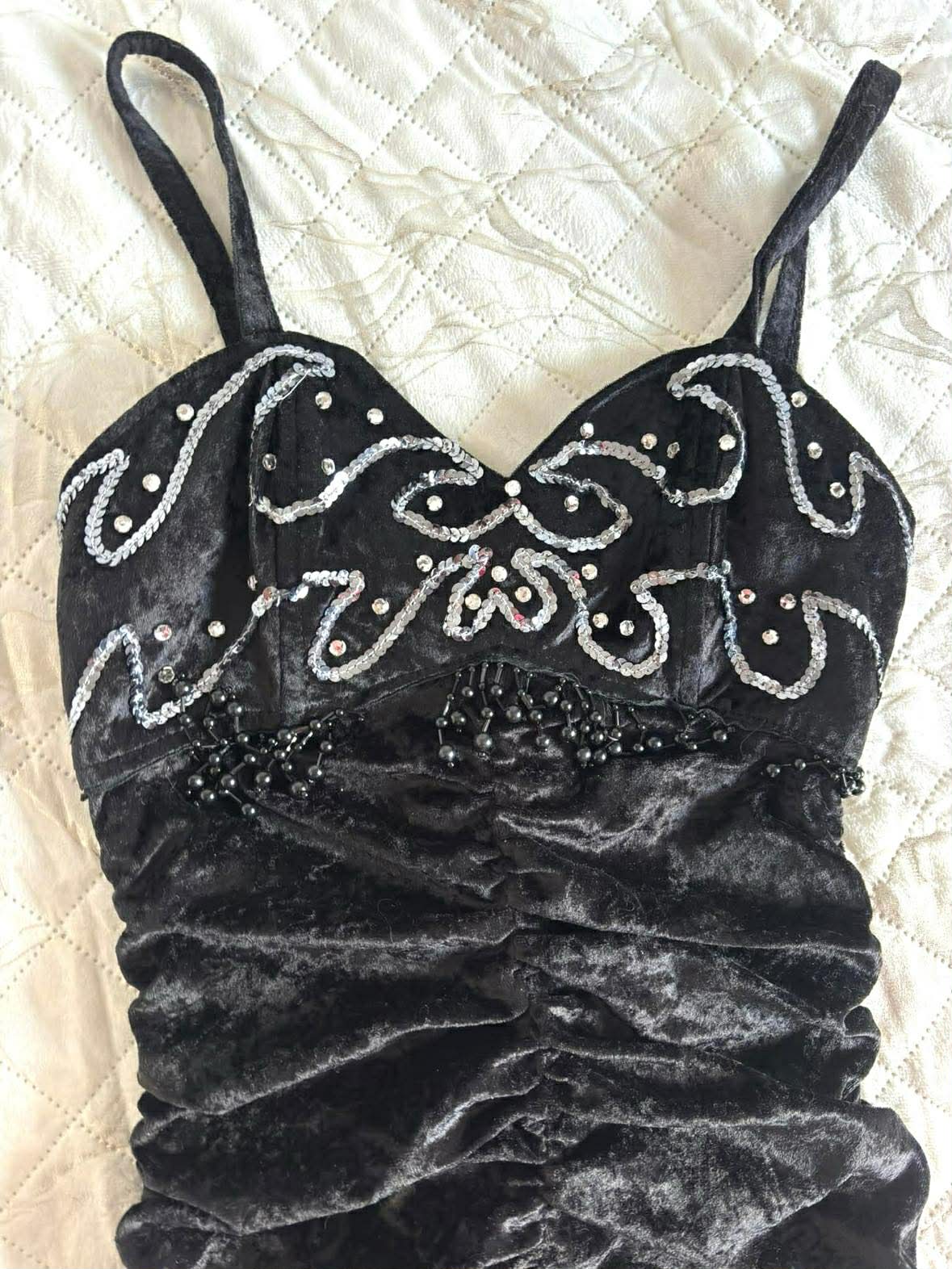 Sequins Ibiza Y2K Dress sukienka czarna mini z cekinami dopasowana – Vintage Glam