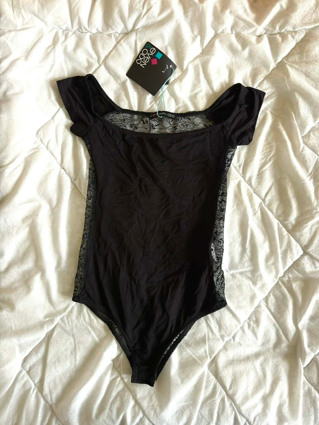 Czarne Body z Koronką na Plecach – Nowe z Metką XS